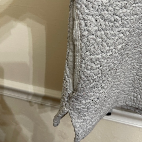 PINK - Picture 5 of 7